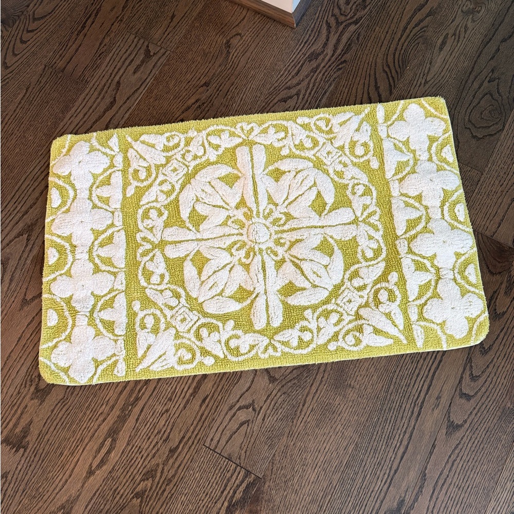 Anthropologie Floral Green and White Bath Mat